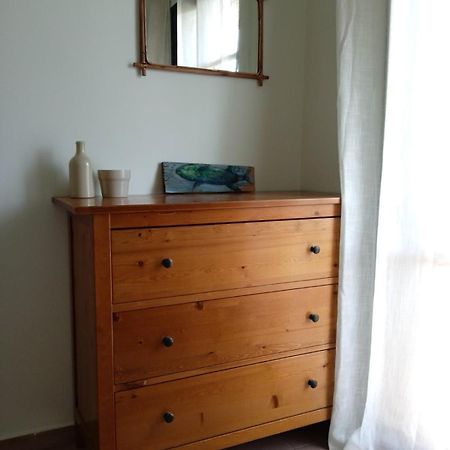 Phoeve Apt-Lovely 1-Br Rental Near The Beach Kalathas Esterno foto