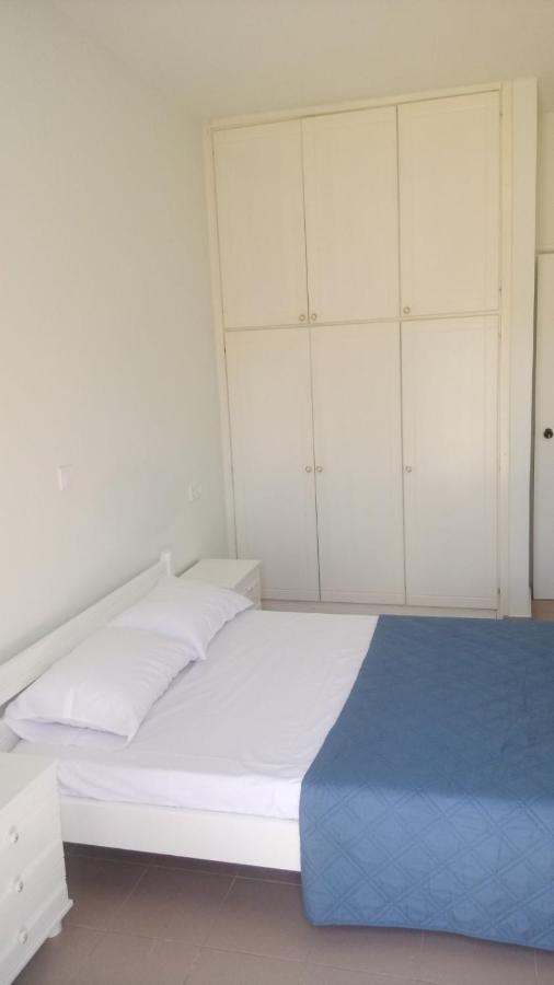 Phoeve Apt-Lovely 1-Br Rental Near The Beach Kalathas Esterno foto