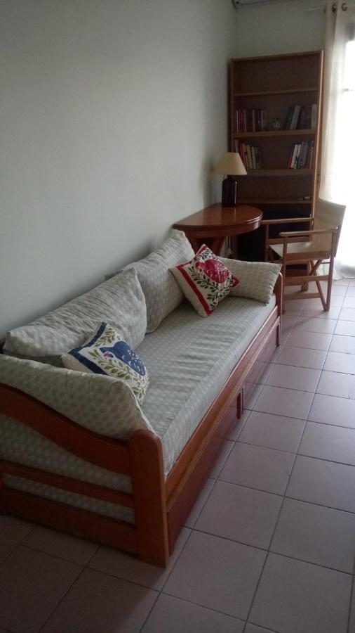 Phoeve Apt-Lovely 1-Br Rental Near The Beach Kalathas Esterno foto
