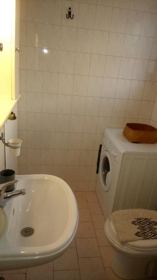 Phoeve Apt-Lovely 1-Br Rental Near The Beach Kalathas Esterno foto