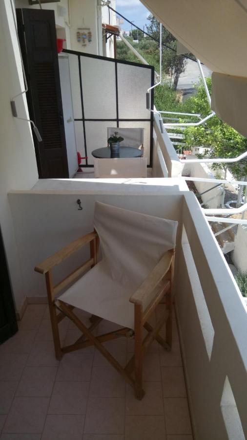 Phoeve Apt-Lovely 1-Br Rental Near The Beach Kalathas Esterno foto