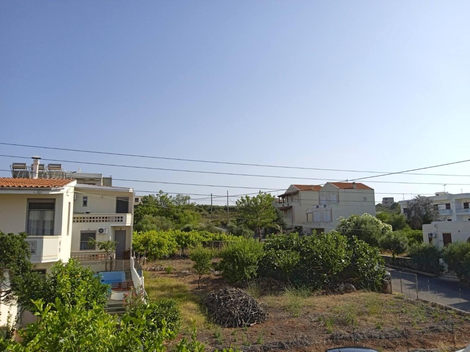 Phoeve Apt-Lovely 1-Br Rental Near The Beach Kalathas Esterno foto